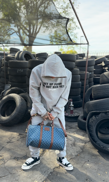 THE SWEATSUIT