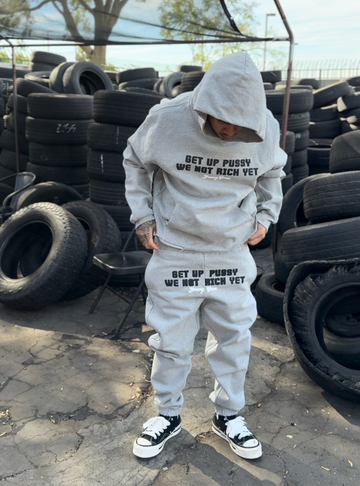 PROUD2PAY SWEATSUIT